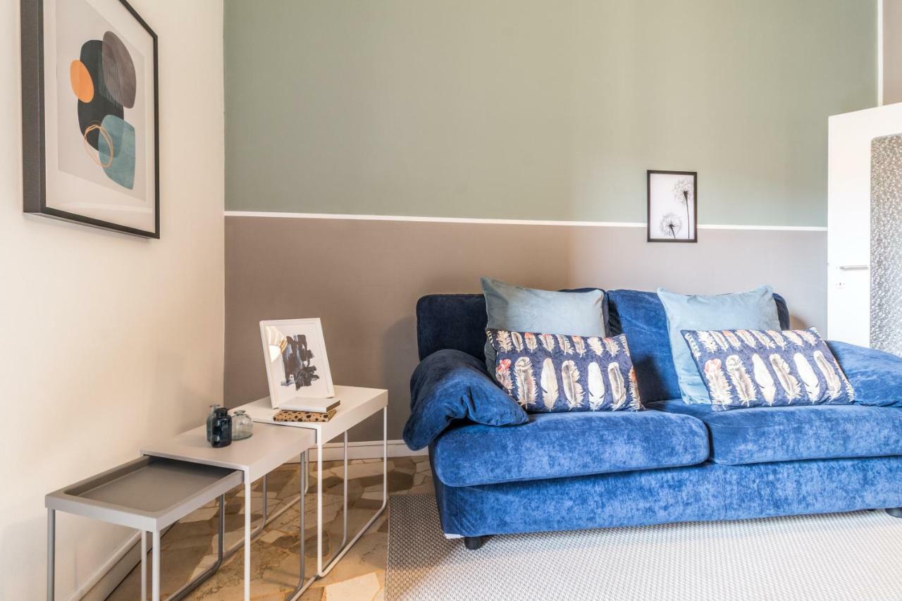 Joivy Modern 1-Bed Flat With Balcony In Portello ミラノ エクステリア 写真